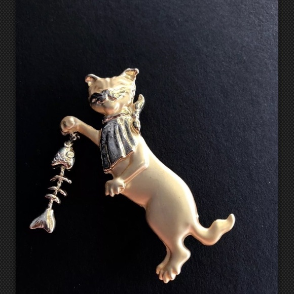 VINTAGE A.J.C. Brooch Goldtone Cat Kitten Fishbone - Picture 1 of 2